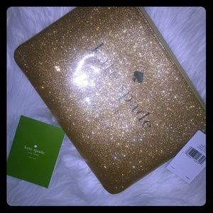 ♡♡Kate spade holiday clutch. {OFFERS TAKEN}